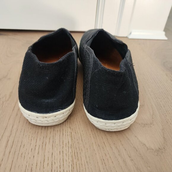 Women's Bernie Mev Slip-On Shoes - Picture 6 of 6